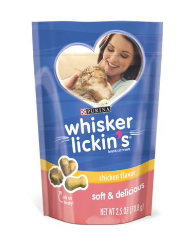 Purina Whisker Lickin's Soft & Delicious Chicken Cat Treats